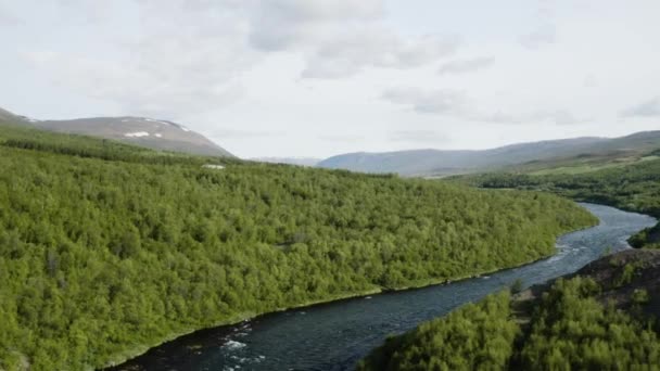 Aerial Fnjoska Fluss Und Hügel Vaglaskogur Wald Fnjoskadalur Island Ansteigend — Stockvideo