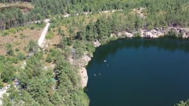 Aerial Drone Video Large Lake Surrounded Pine Tree Forest Kyiv — Video Stock