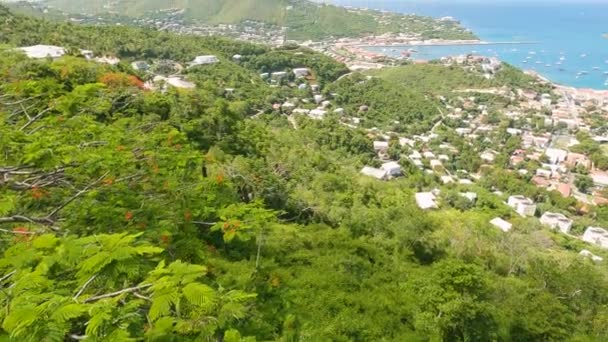 Weitwinkelaufnahme Der Stadt Charlotte Amalie Auf Der Insel Saint Thomas — Stockvideo