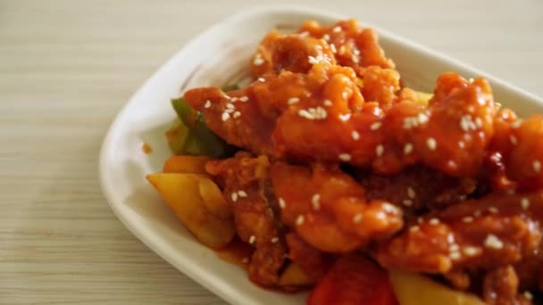 Kore Usulü Tatlı Ekşi Soslu Kızarmış Tavuk — Stok video