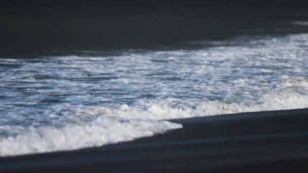 Powerful Waves Roll Sandy Beach Ersfjord White Foam Rising Disappearing — 비디오