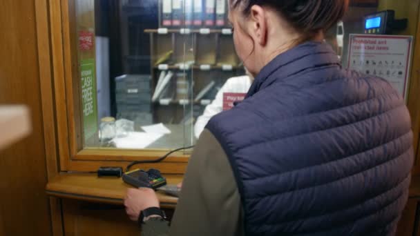 Woman Paying Parcel Post Office Credit Bank Card — Stock videók