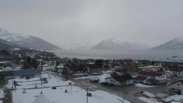 Aerial Drone Rises Small Coast Town Olderdalen Fjords Kfjord Kaafiord — ストック動画