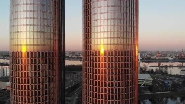 Sideway Aerial Drone View Two High Rise Glass Office Towers — Vídeo de Stock