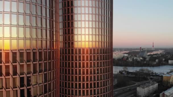 Γραφική Θέα Εναέρια Κηφήνας Zunda Πύργους Ουρανοξύστες Ρίγα Λετονία Cityscape — Αρχείο Βίντεο