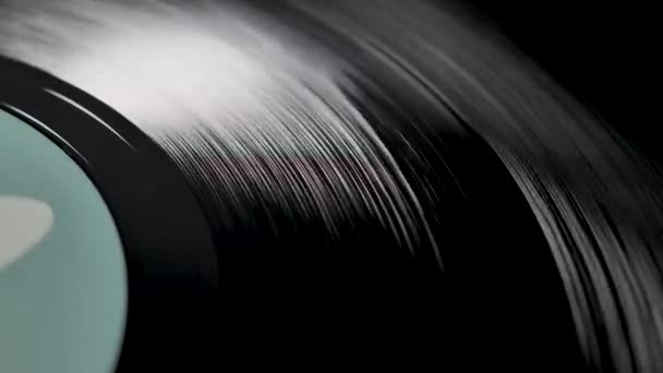 Close Macro Shot Old Vinyl Disc Spinning Record Player Scene — Wideo stockowe