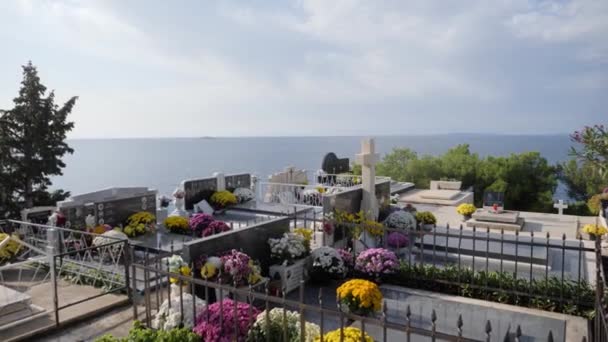 Graveyard Sea View Background Handheld Slow Motion — Stock Video