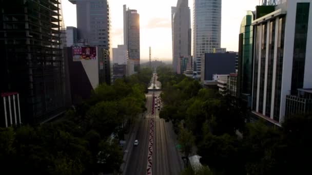Drone Shot Van Lege Straat Paseo Reforma — Stockvideo