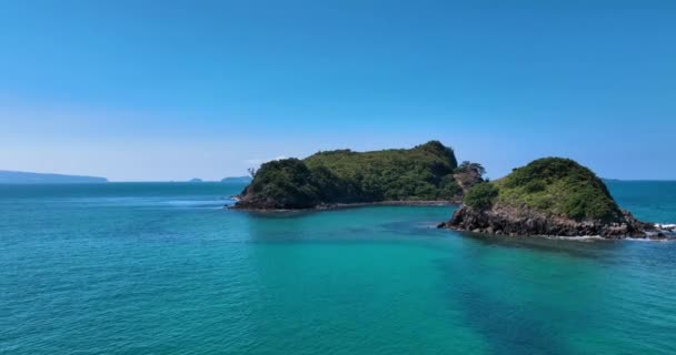 从空中到空中梦想的小岛和浅绿色的大海 新西兰兔子岛 — 图库视频影像
