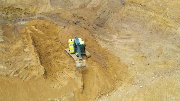 Aerial View Work Trucks Excavator Open Pit Gold Mining Central — Vídeos de Stock