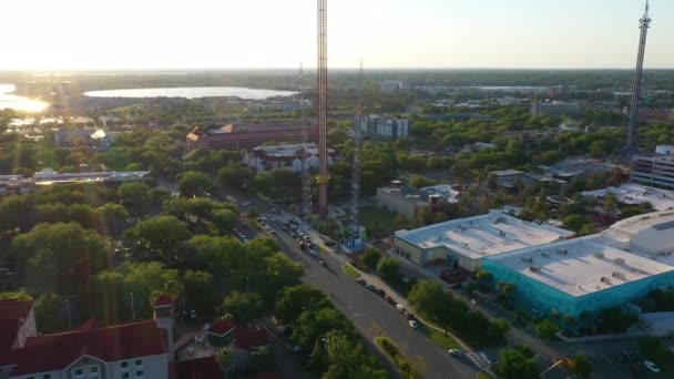 Cinematic Drone Átnézi Icon Park Izgalmas Utazásait Többek Között Freefall — Stock videók