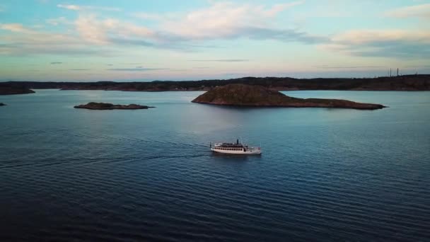 Drone Tracking Small Ferry Sideways Sunset — Vídeo de stock