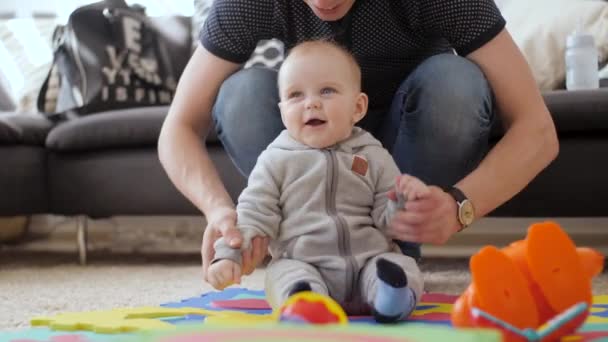 Young Father Together His Baby Child Filmed Family Home Parenting — Vídeo de Stock