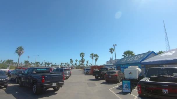 Pov Driving Busy Parking Lot Restaurant Spring Break South Padre — Stockvideo