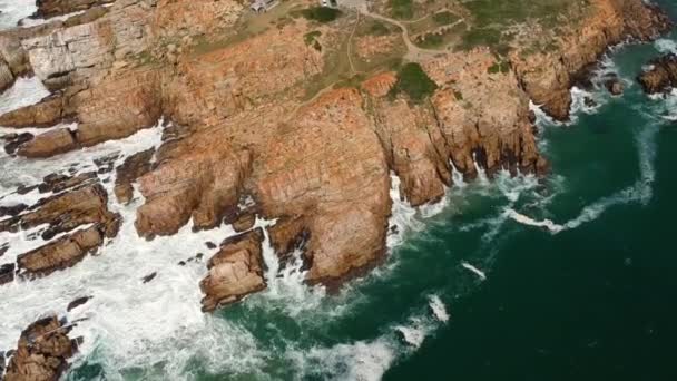 Dangerous Rocky Seaside Shoreline Aerial View Beautiful Travel Destination — Wideo stockowe