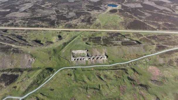 Rosedale Abbey Iron Calcining Kilns Aerial Footage North York Moors — Stock Video