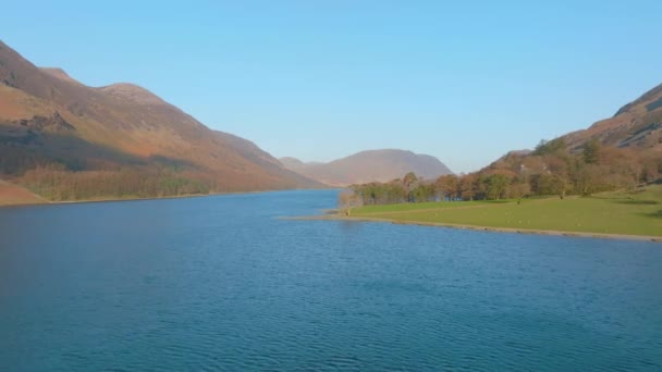 Buttermere Lake District Unesco National Park Aerial Sunrise Push Forward — Wideo stockowe