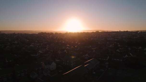 Aerial Sunset Pan Out Small Sub Urban Housing Estate Swansea — Stockvideo