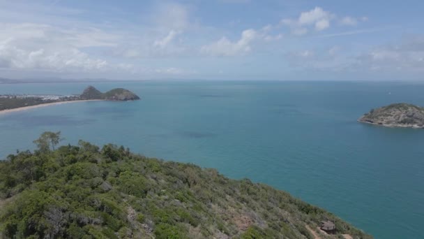 Fan Rock Gözcüsü Bluff Rock Adası Yeppoon Livingstone Queensland Daki — Stok video