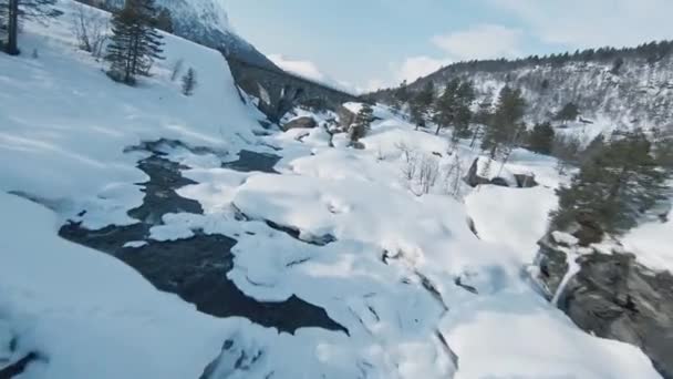 Majestic Icy River Bridge Winter Landscape Norway Fpv Drone Fly — Vídeos de Stock