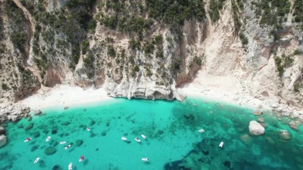 Aerial Drone Video Tropical Paradise Beach Summer Mediterranean Cala Luna — Vídeo de stock