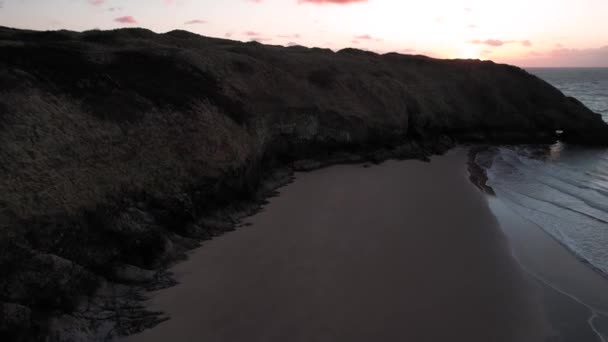 Aerial Pôr Sol Revelar Sobre Praia Blue Pool Bay Drone — Vídeo de Stock