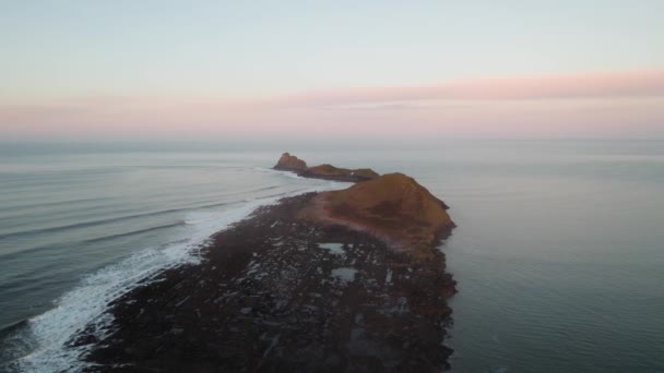 Aerial Wide Circle Worm Head Sunrise Rhossili Gower Drone — Stock Video