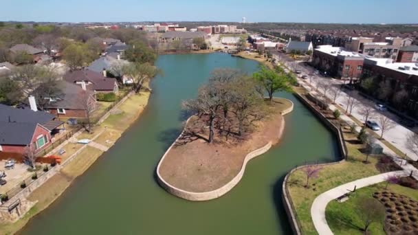 Aerial Footage Riverwalk Flowermound Texas Camera Flying South North Shows — Stock Video