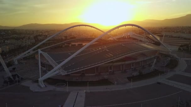 Atina Olimpiyat Stadyumu Yörüngesindeki Hava Görüntüleri Gün Batımında — Stok video