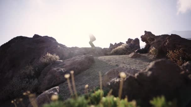 Euphoria Jumping Teide Spain Cliff Tenerife Wide Shot — Stockvideo