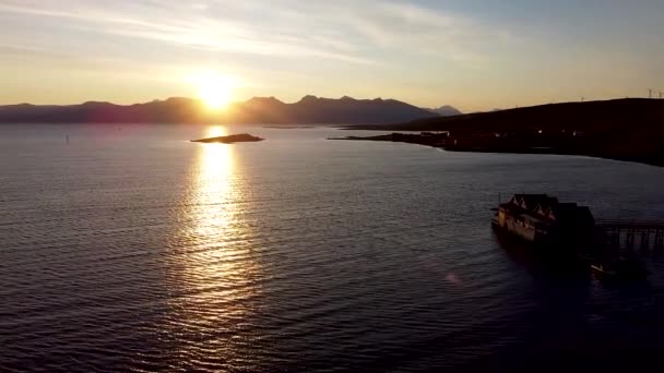 Drone Colpo Alla Casa Sul Mare Baia Norvegia — Video Stock