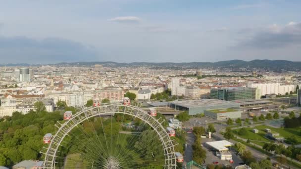 Drone Descends Reveal Viennese Giant Ferris Wheel Vienna Austria Beautiful — Stock Video