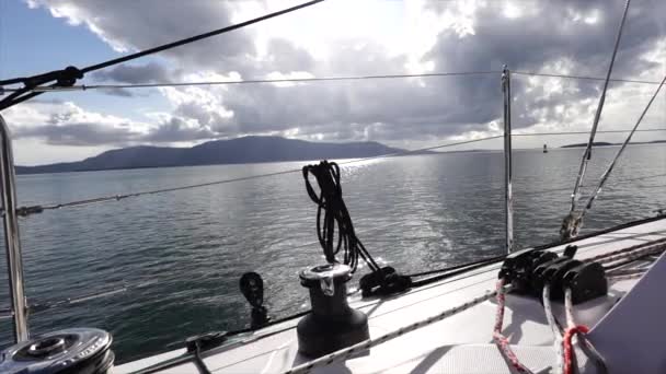 View Sailboat God Rays Pierce Clouds San Juan Islands Calm — стокове відео