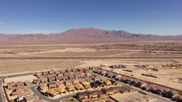 Las Vegas Nevada New Homes Aerial Flyover — стокове відео