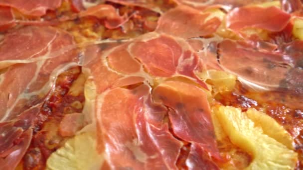 Pizza Met Prosciutto Parma Ham Pizza Italiaanse Keuken — Stockvideo