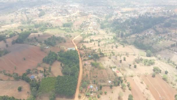 Vista Aérea Drones Del Camino Tierra Roja Kamatira West Pokot — Vídeos de Stock