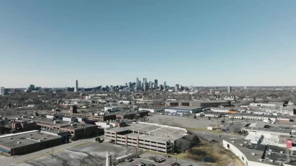 Empuje Tiro Aéreo Del Drone Del Skyline Minneapolis Céntrico Las — Vídeo de stock