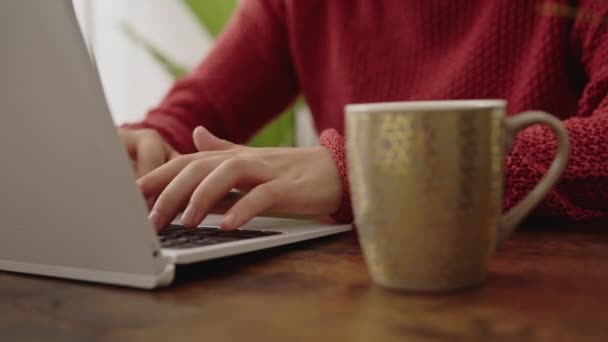 Slow Motion Close Girl Typing Laptop Keyboard Coffee Tea Mug — Vídeo de stock