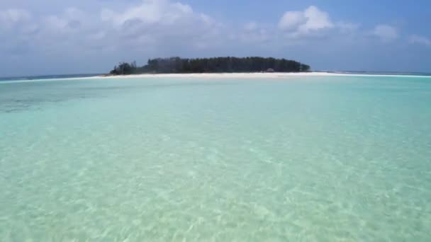 Fast Drone Shot Small White Sand Island Tropical Ocean Zanzibar — стокове відео