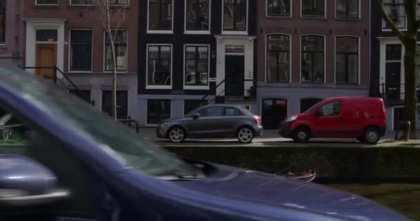 Amsterdam Driving Filming Out Window European Residents Bikes Ride Slow — Αρχείο Βίντεο