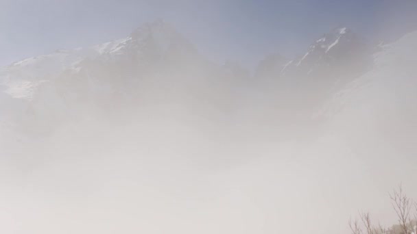 Inwersja Mgły Czas Upływ Śniegu Góry Zakryte Strzał Statyczny — Wideo stockowe