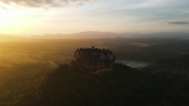 Sonnenaufgang Über Der Felsenfestung Sigiriya Sri Lanka Aus Der Luft — Stockvideo