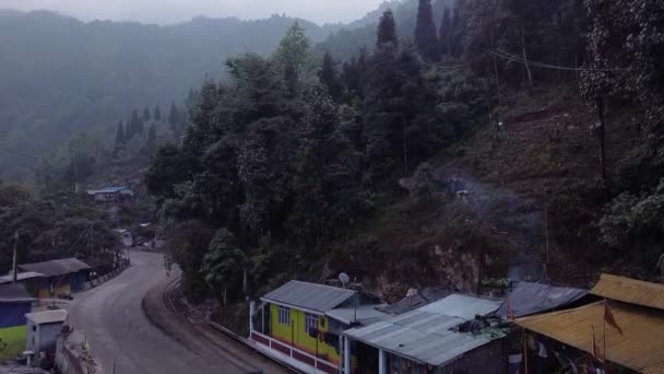 Pomalý Letecký Záběr Pohoří Severní Bengálsko Nebo Himálaje Mlhavé Ráno — Stock video