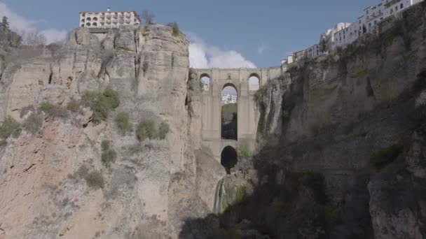 Aerial View Dramatic Medieval Arch Bridge Gorge Ronda Spain — Stock Video