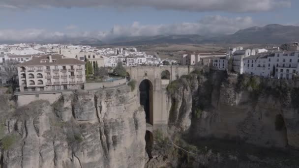 Aerial Reveals Famous New Bridge Ronda Spain Medieval Times — Wideo stockowe