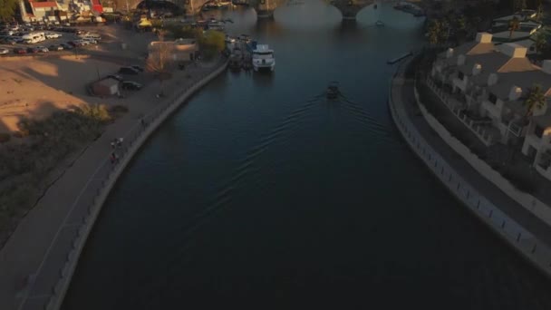 Lake Havasu London Bridge Luchtfoto Video — Stockvideo