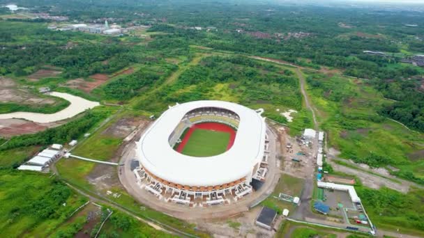 Pemandangan Udara Stadion Sepak Bola Baru Untuk Menjunjung Tinggi Tim — Stok Video