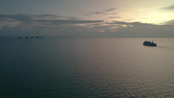 Ferry Sailing High Sea Koh Samui Thailand Beautiful Sunset Background — Video Stock