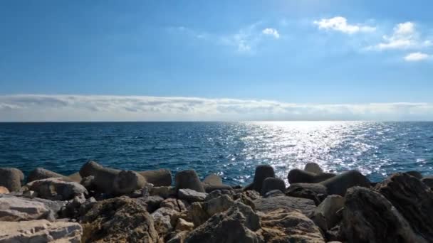 Foto Hermoso Horizonte Sobre Agua Por Famosa Bahía Puerto Banús — Vídeos de Stock