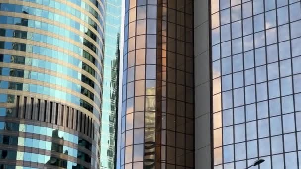 Corporate Buildings Exterior Reflective Glass Windows Reflecting Beautiful Sky Clouds — Stock videók